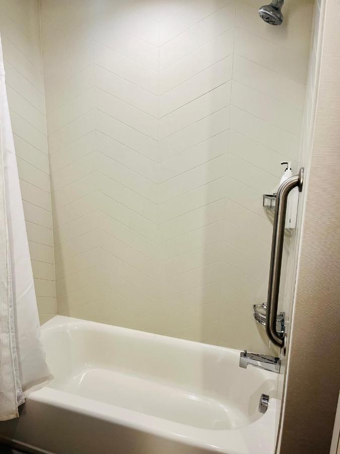 Fairfield & By Marriott Hotel 3*
